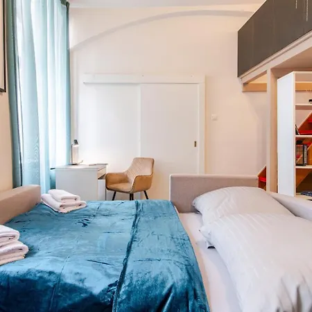 Place Of Grace - Square Apartment Prague